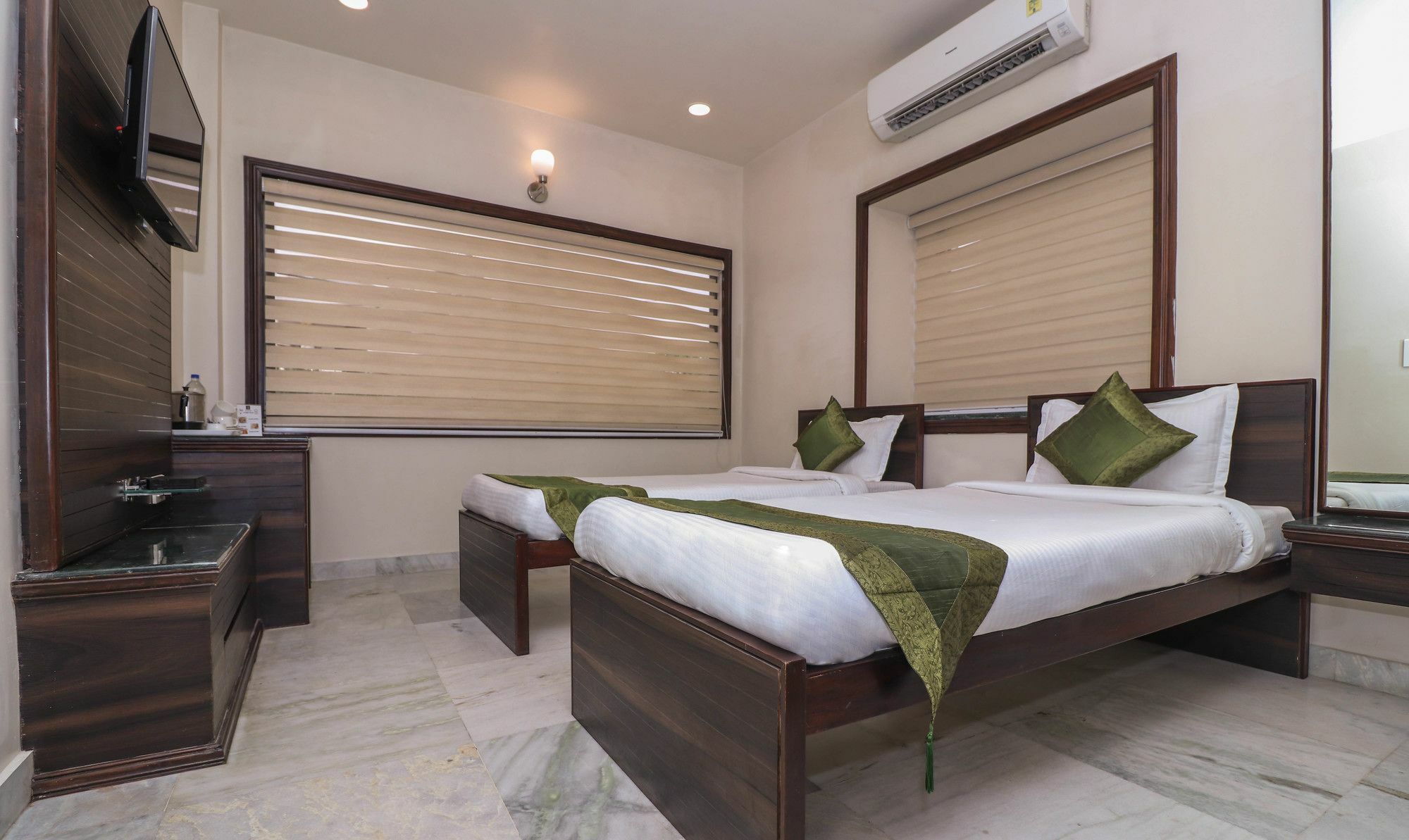 Capital O 8318 Beeu Guest House Liluāh 外观 照片
