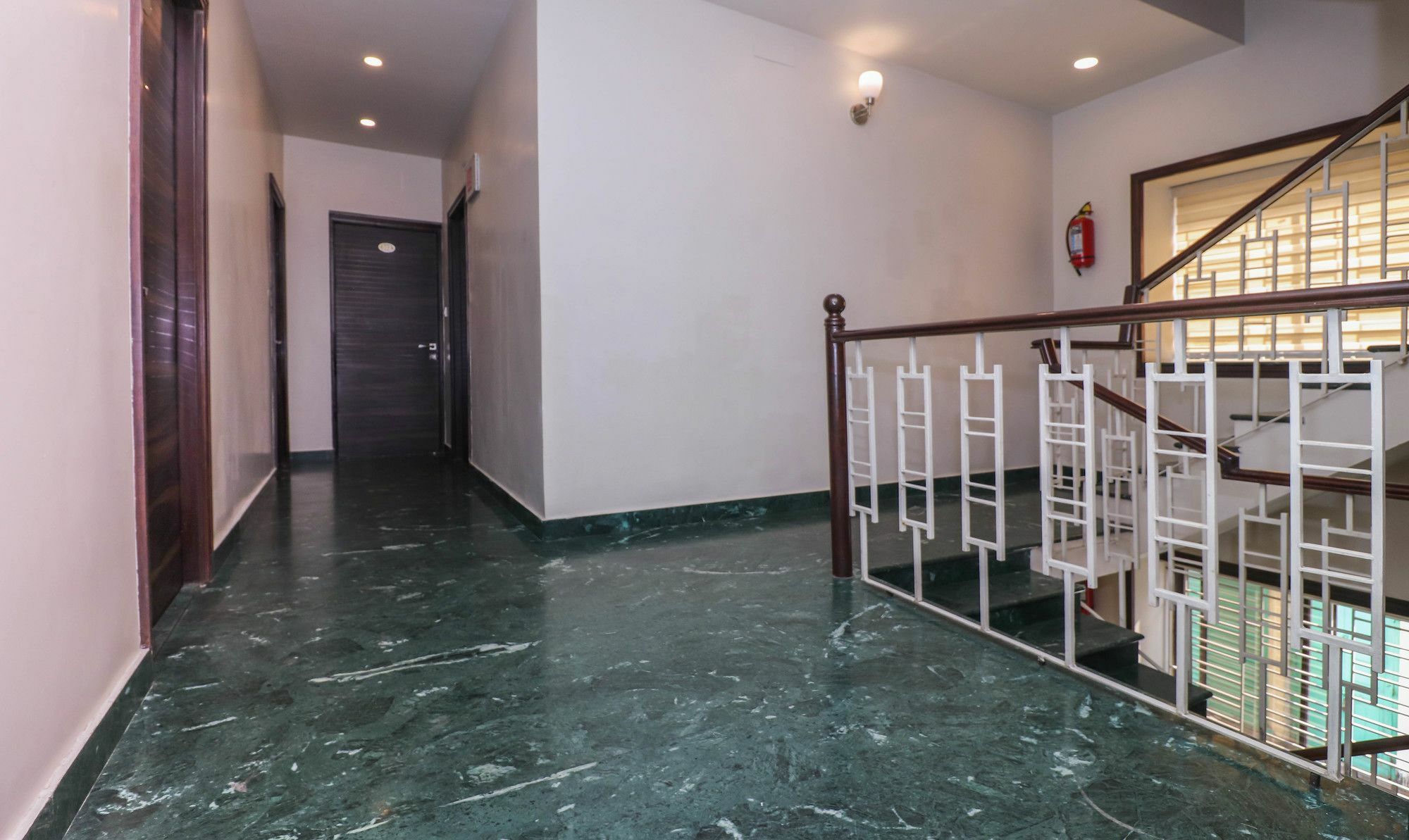 Capital O 8318 Beeu Guest House Liluāh 外观 照片